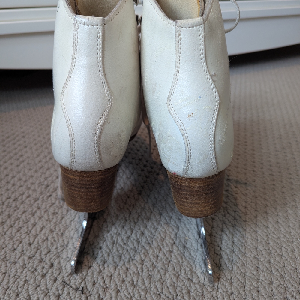 Risport Ice Skates Size 255 (7.5) - Picture 5 of 11